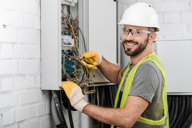 Best Local Electrician Companies  in East Riverdale, MD