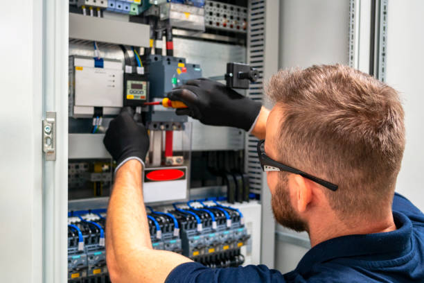 Best Commercial Electrician Services  in East Riverdale, MD